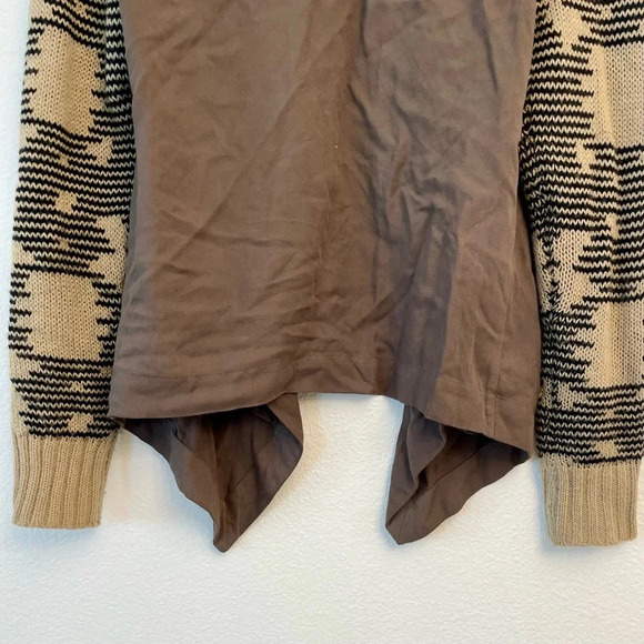 Blu Pepper Women’s Knit Cardigan Brown Aztec Print Size Small. - Picture 4 of 15